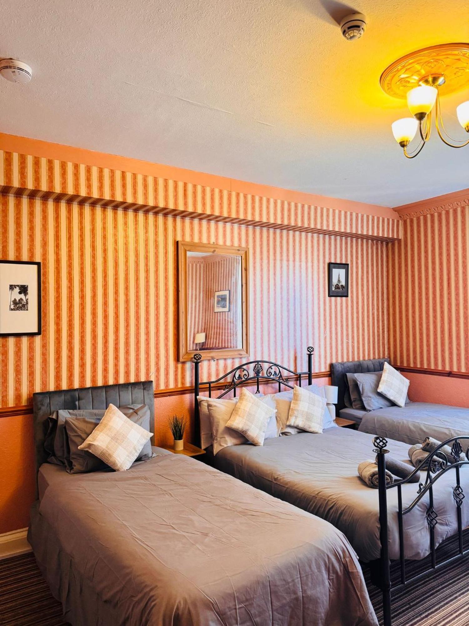 Edinburgh Travel Guest House 외부 사진