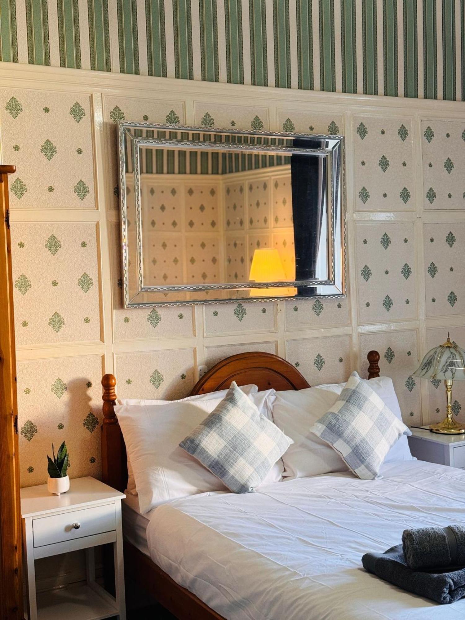 Edinburgh Travel Guest House 외부 사진