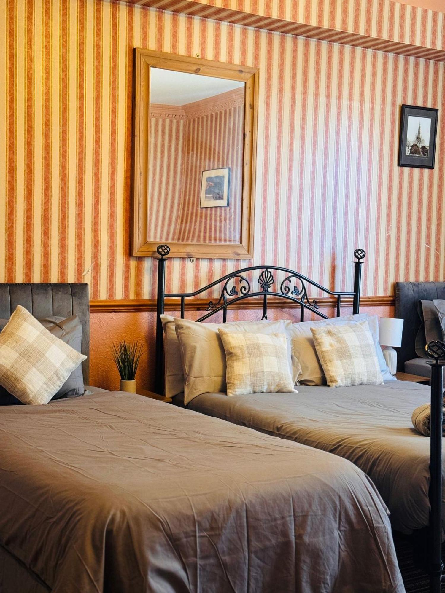 Edinburgh Travel Guest House 외부 사진