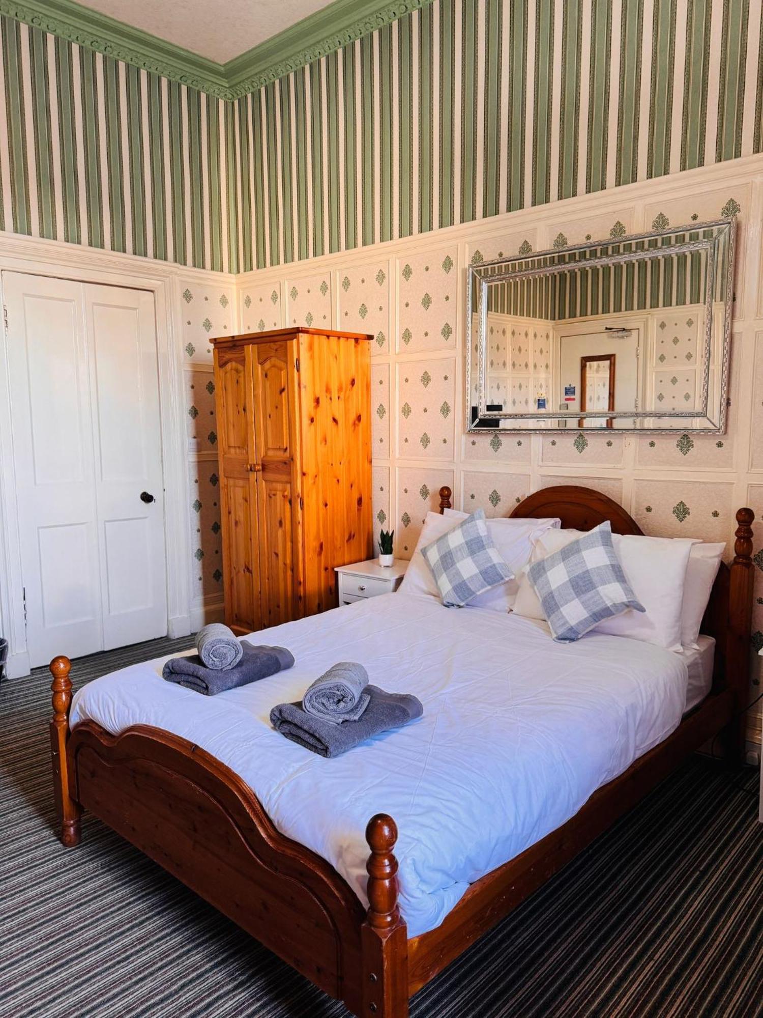 Edinburgh Travel Guest House 외부 사진