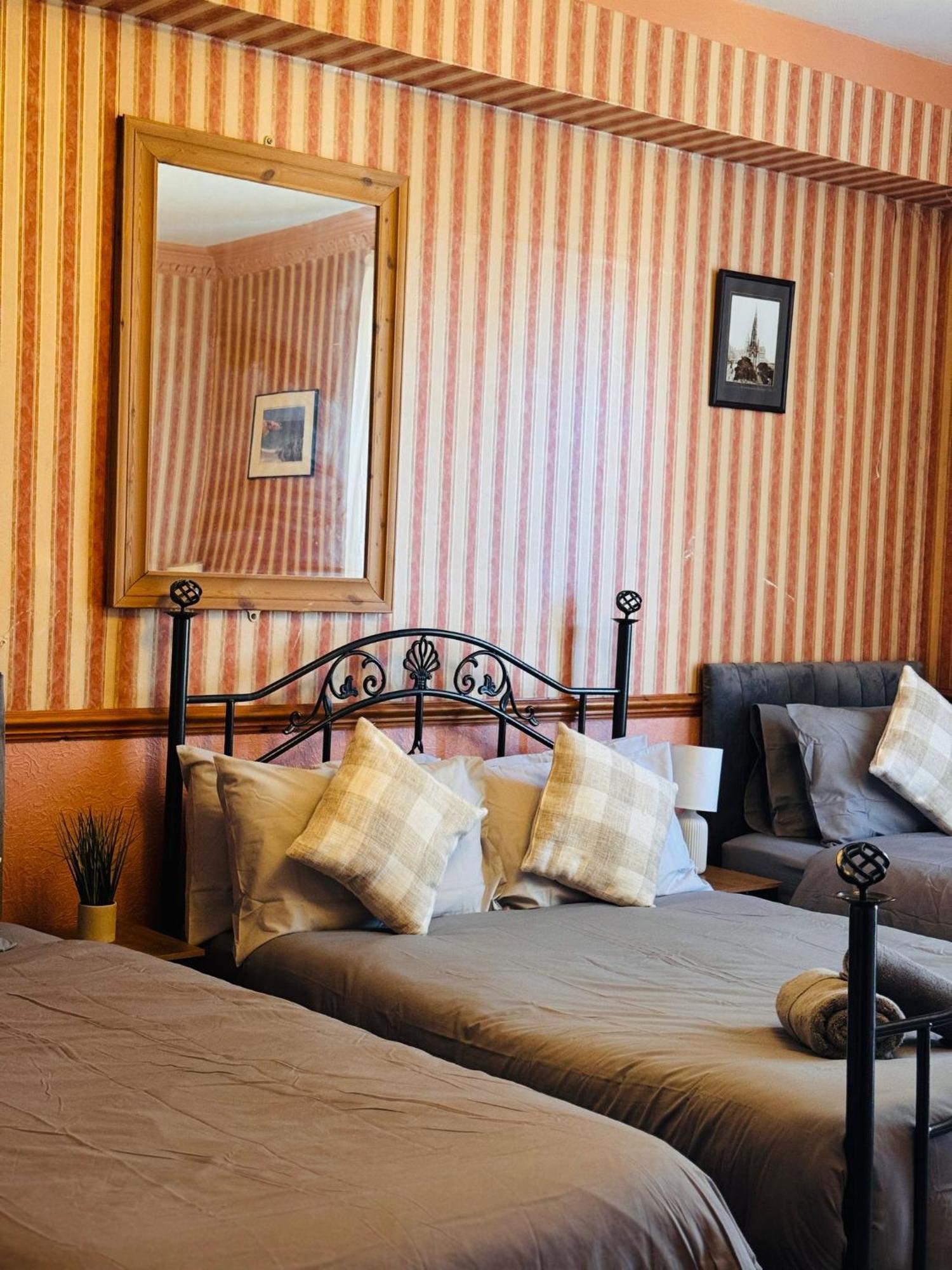 Edinburgh Travel Guest House 외부 사진